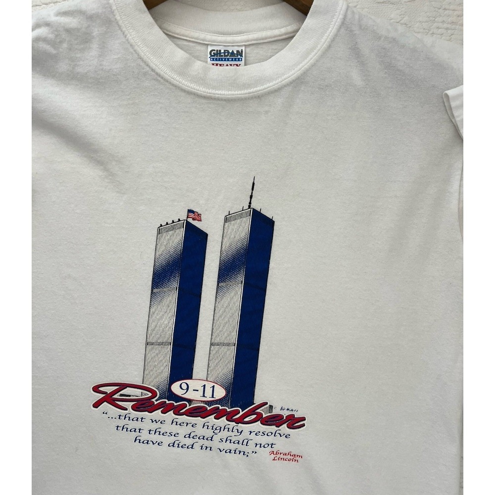 Vintage 9/11/01 Twin Towers‎ Abraham Lincoln Tee America Small/med T-Shirt White